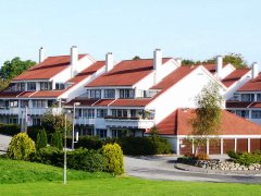 houses in dominium